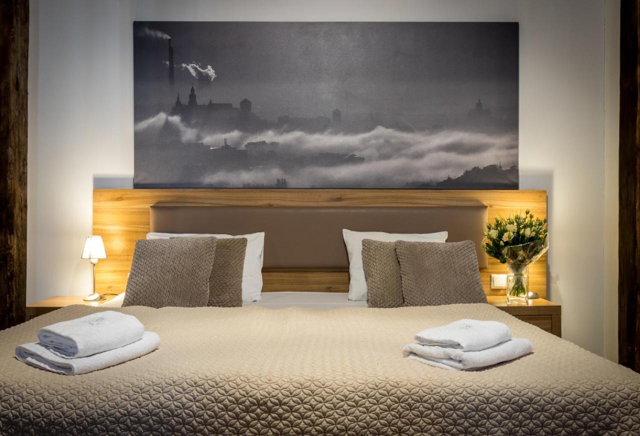 Apartment with Balcony,1285914322:JPEG